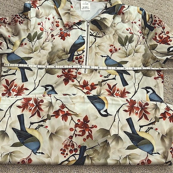 Golf 1/4 Zip Pullover Top - Picture 8 of 9